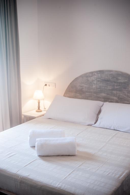 Hostal Bon Sol سانت فيران دي سيس روكيه الغرفة الصورة