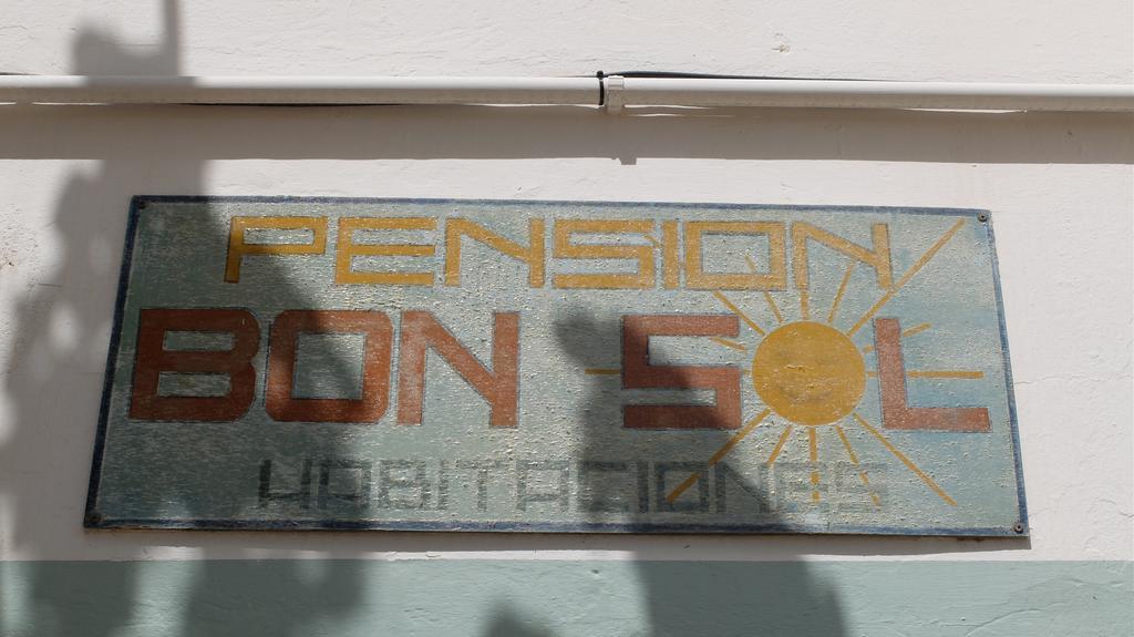 Hostal Bon Sol سانت فيران دي سيس روكيه المظهر الخارجي الصورة